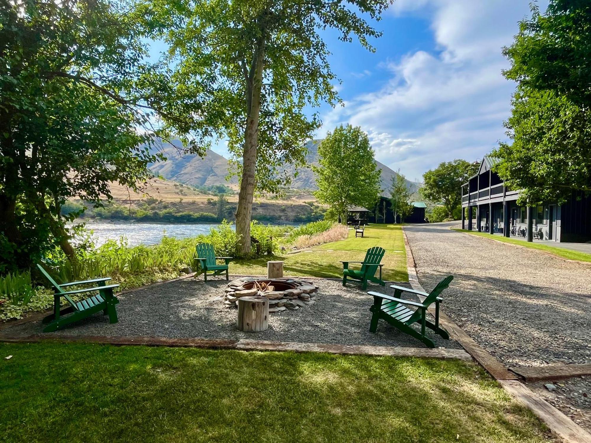 Steelhead Lodge Lucile Dış mekan fotoğraf